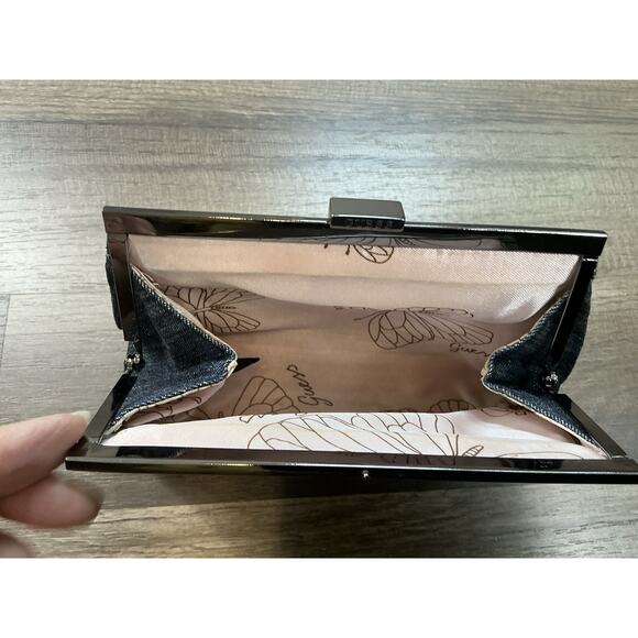 Vintage Guess Denim Clutch Bag Embroidered Floral Pattern Boho Chic Y2K - Picture 5 of 11